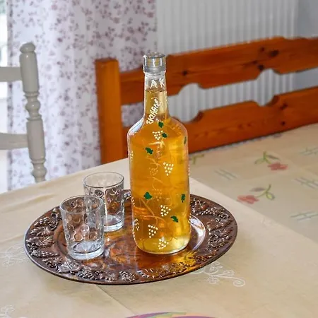 With The View Città di Skiathos