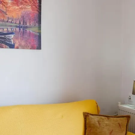 With The View * İskados